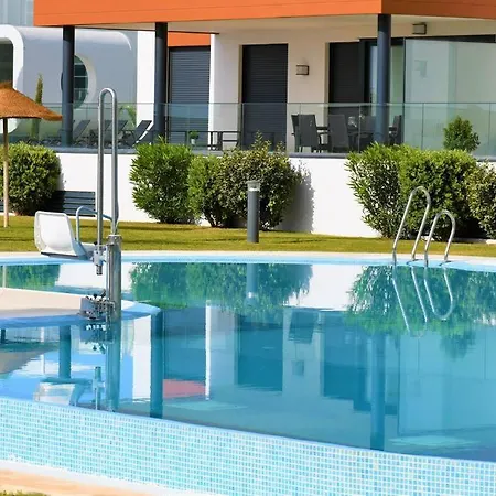 Apartment Casa Kerr - Luxury Apt - Sleeps 9 - Los Boliches Malaga