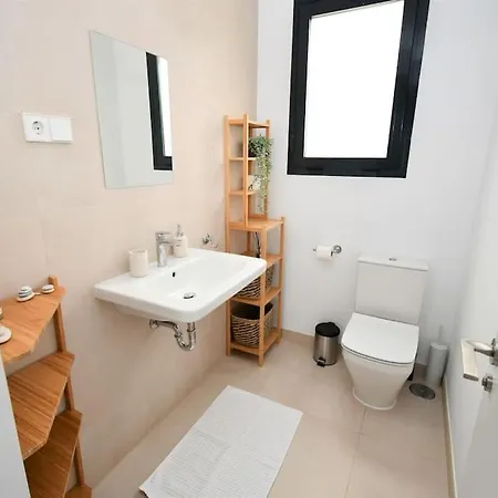 Casa Kerr - Luxury Apt - Sleeps 9 - Los Boliches Malaga
