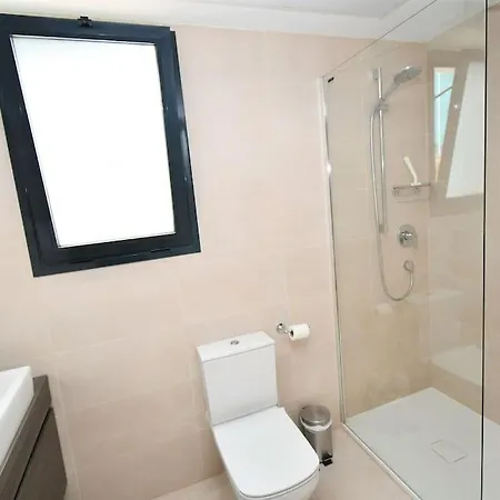 Casa Kerr - Luxury Apt - Sleeps 9 - Los Boliches * Malaga