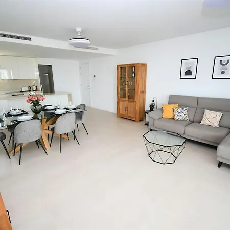 Apartment Casa Kerr - Luxury Apt - Sleeps 9 - Los Boliches *